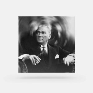 Atatürk Tablosu; Geçit Törenin Ankara Hipodrom. Siyah - Beyaz, Kare